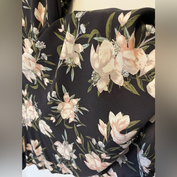 Aritzia - Talula Lipinski Skater Mini Dress - Size 6 - Black Floral - Picture 6 of 9